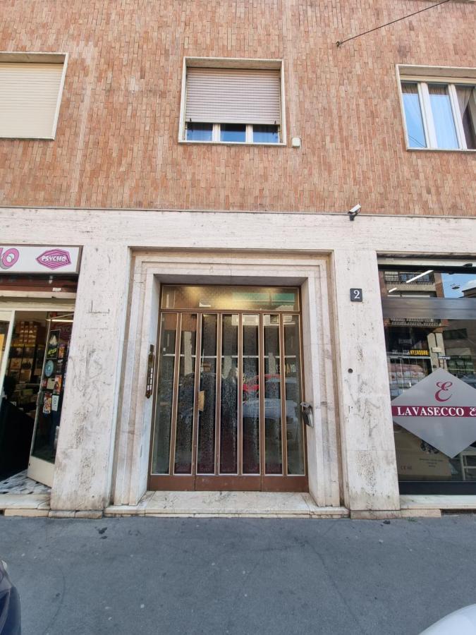 Spazioso Appartamento Con Terrazzo Navigli , Bocconi Mailand Exterior foto
